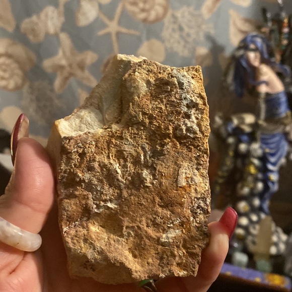 Raw Citrine Quartz - Picture 2 of 5